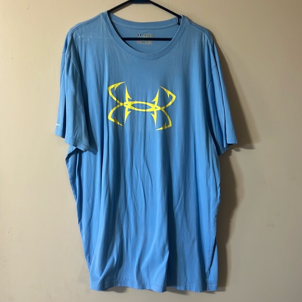 Men's Under Armour Fish Hook logo T. Size 2XL